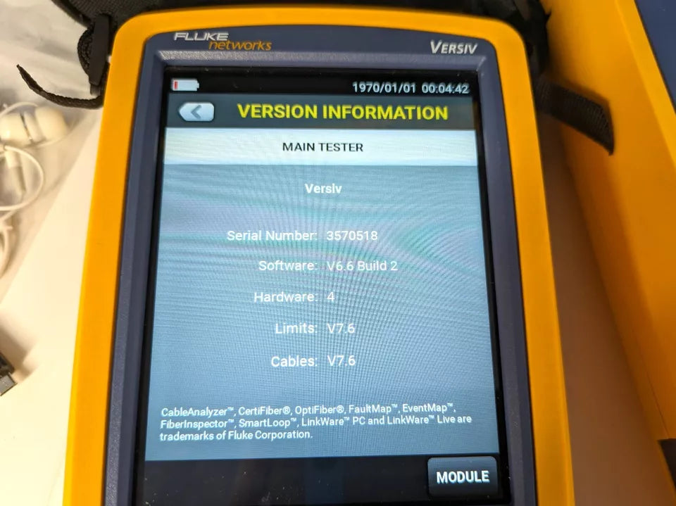 Fluke Networks DSX-5000 Versiv Cat6 Cat6a LAN Cable Certifier Tester